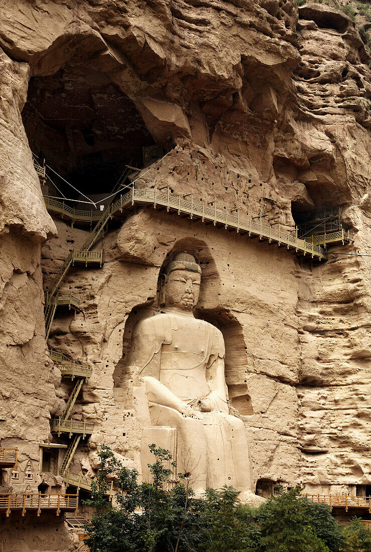 Architecture, Asia, Bingling Si, Bingling Temple, Buddha, Buddhas, Buddhism, Carved, China, Color, Colour, Daytime, exterior, Faith, Gansu, Grotto, Grottoes, Grottos, Kansu, Lanchow, Lanzhou, Mountain, Mountains, outdoor, outdoors, outside, People´s Repub