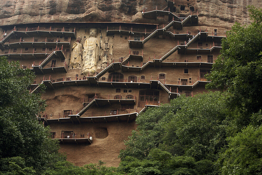 Architecture, Asia, Buddhism, Carved, China, Color, Colour, Daytime, exterior, Faith, Gansu, Grotto, Grottoes, Grottos, Horizontal, Kansu, Maijishan, Mountain, Mountains, outdoor, outdoors, outside, People´s Republic of China, PRC, Religion, Scale, Sculpt