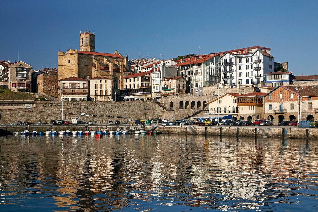 Piuerto pesquero, Guetaria Getaria, Guipuzcoa Gipuzkoa Pais Vasco Euskadi, España Spain