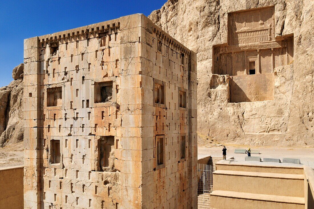 Kaaba-ye Zardosht and tomb of Darius II  at the achaemenid burial site Naqsh-e Rostam, Rustam near the archeological site of Persepolis, UNESCO World Heritage Site, Persia, Iran, Asia