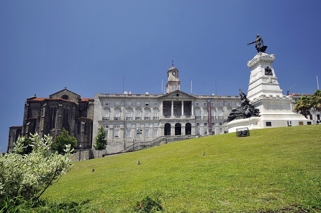 Pç do Infante D  Henrique, Palacio da Bolsa, Porto, Portugal, Europe