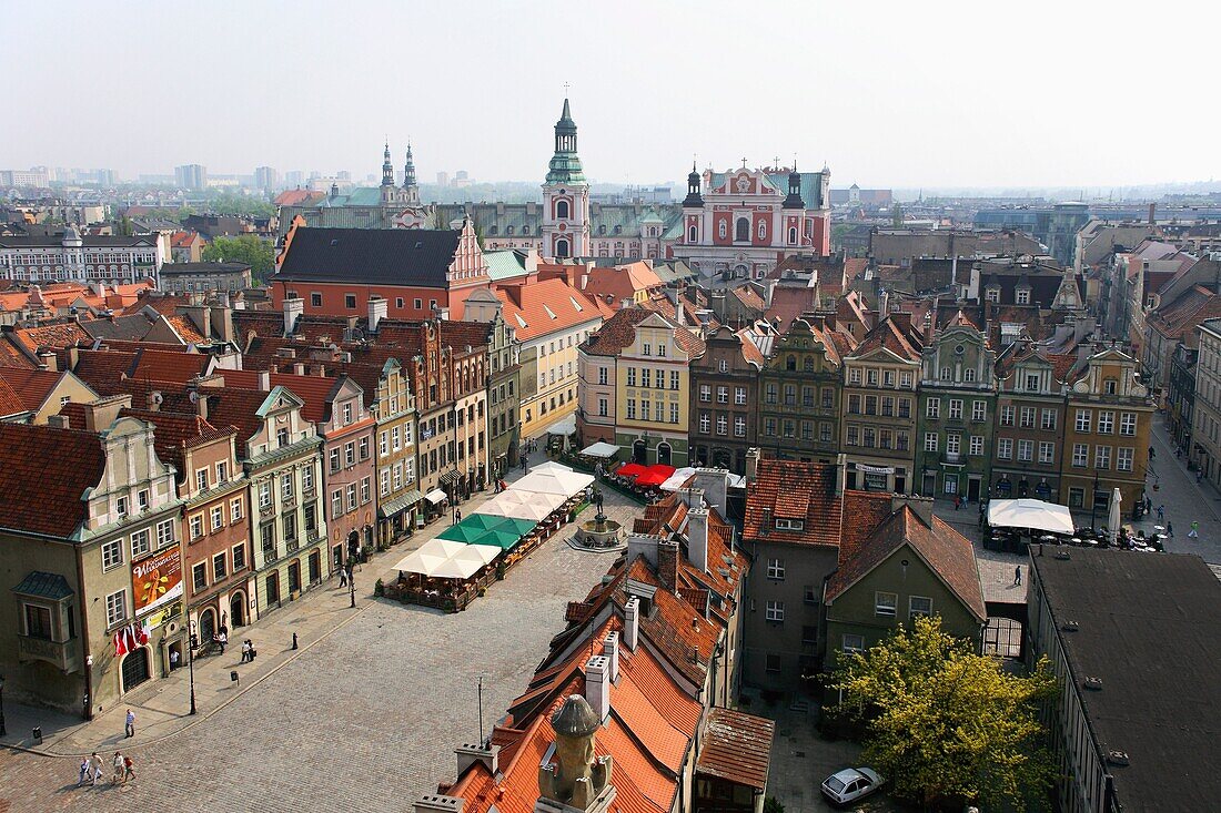 Old Market Square ond city of Poznan, Poland, Europe