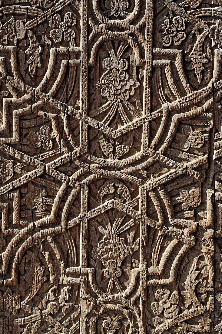 Old wooden doors in khan´s palace, Khiva, Uzbekistan