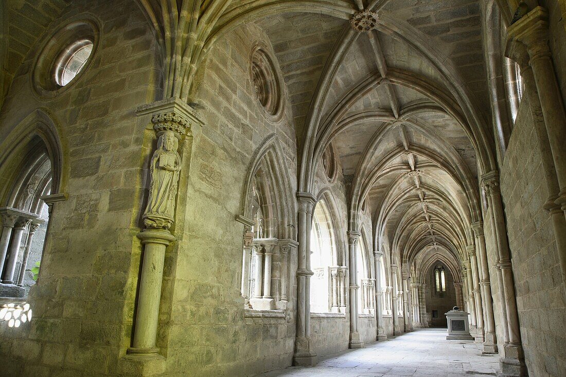 Cloister, Se Cathedral, Evora, Portugal