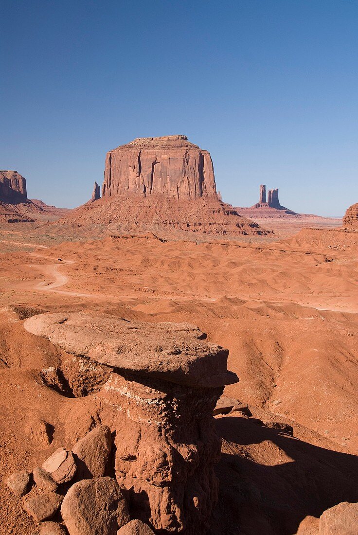 View from John Ford´s Point Overlook, Merrick Butte center, Monument Valley Navajo Tribal Park, Arizona, USA