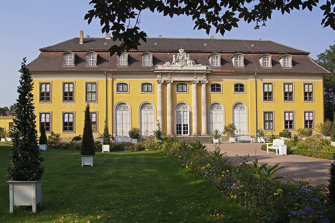Mosigkau, park and palace in the Garden Realm Dessau-Wörlitz, Dessau, Saxonia-Anhalt, Germany, Europe