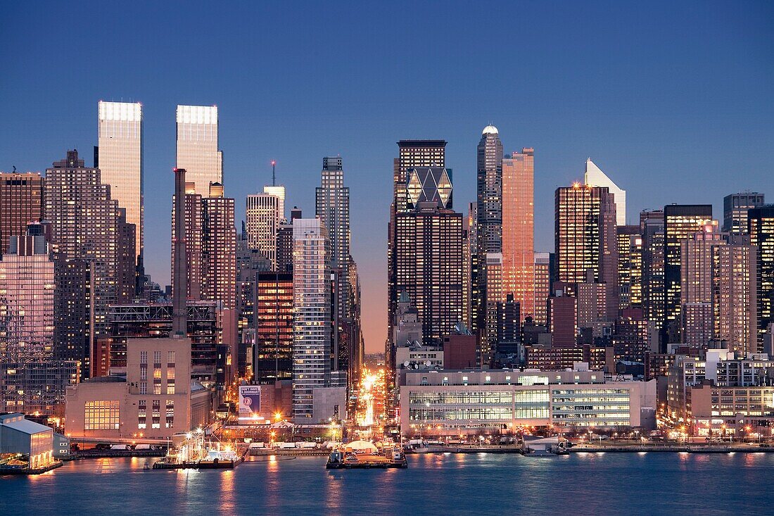 57th Street, Midtown Manhattan skyline across Hudson River from New Jersey, New York City, USA