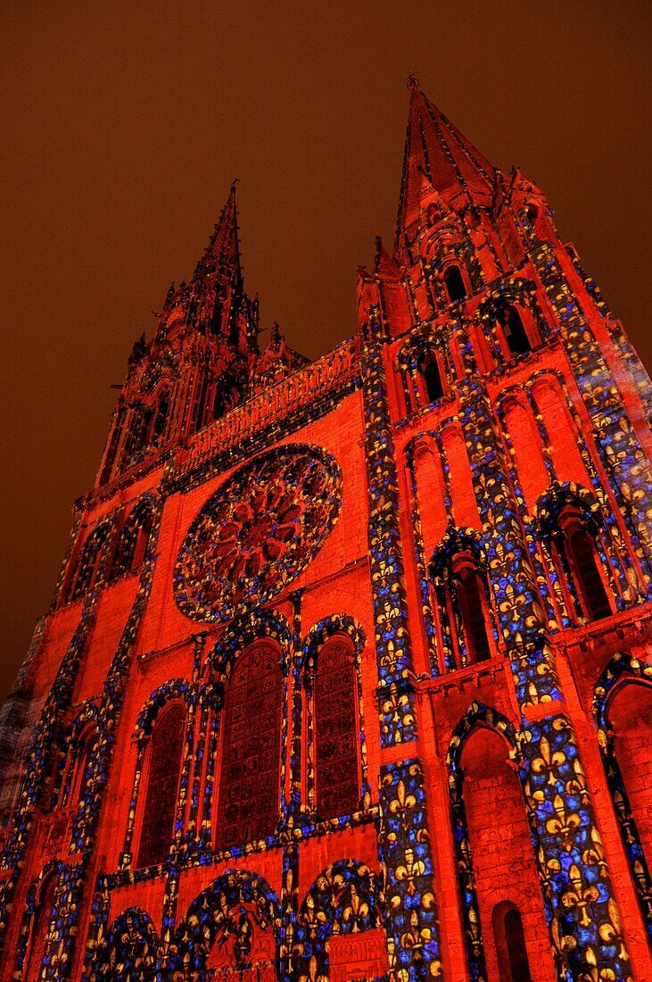 Festival of lights: royal portal of the cathedral, scenography by Xavier de Richemont, Eure-et-Loir, Centre, France