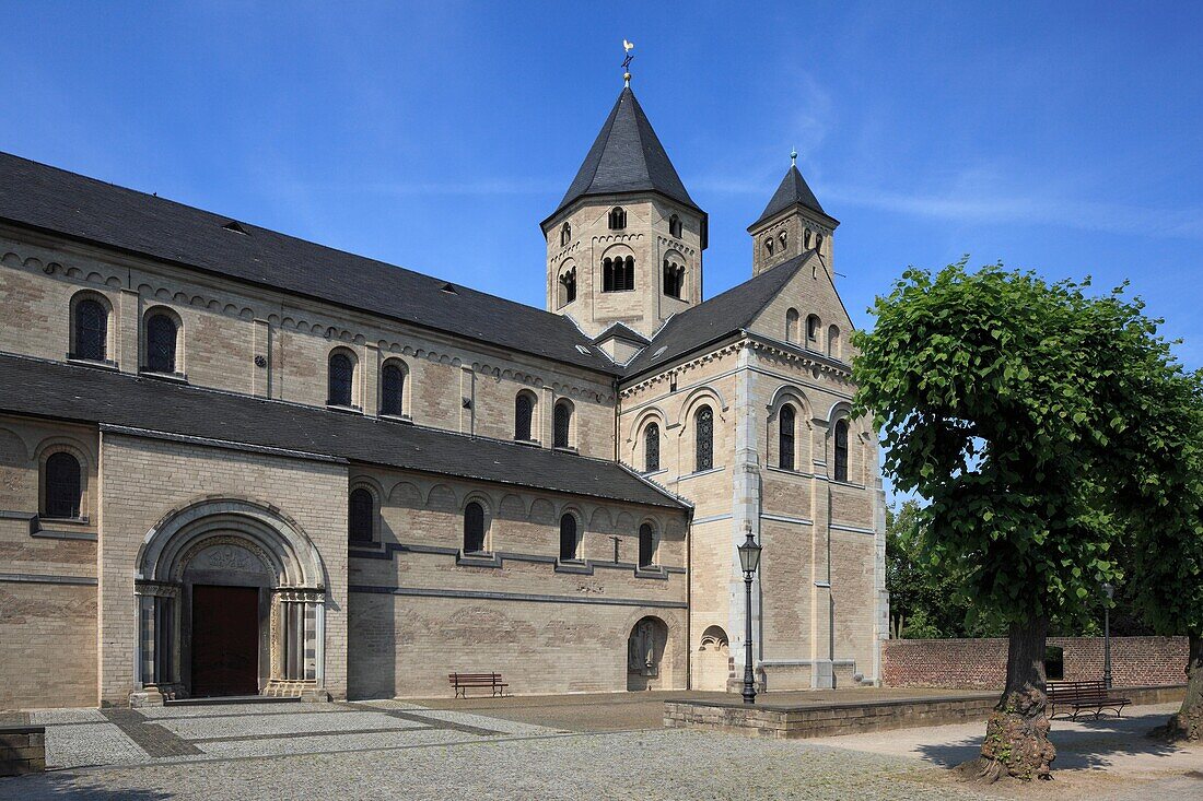 D-Dormagen, Rhine, Lower Rhine, North Rhine-Westphalia, D-Dormagen-Delhoven, monastery Knechtsteden, premonstratensian abbey, Spiritans Order, basilica Saint Maria Magdalena Saint Andreas, Romanesque style