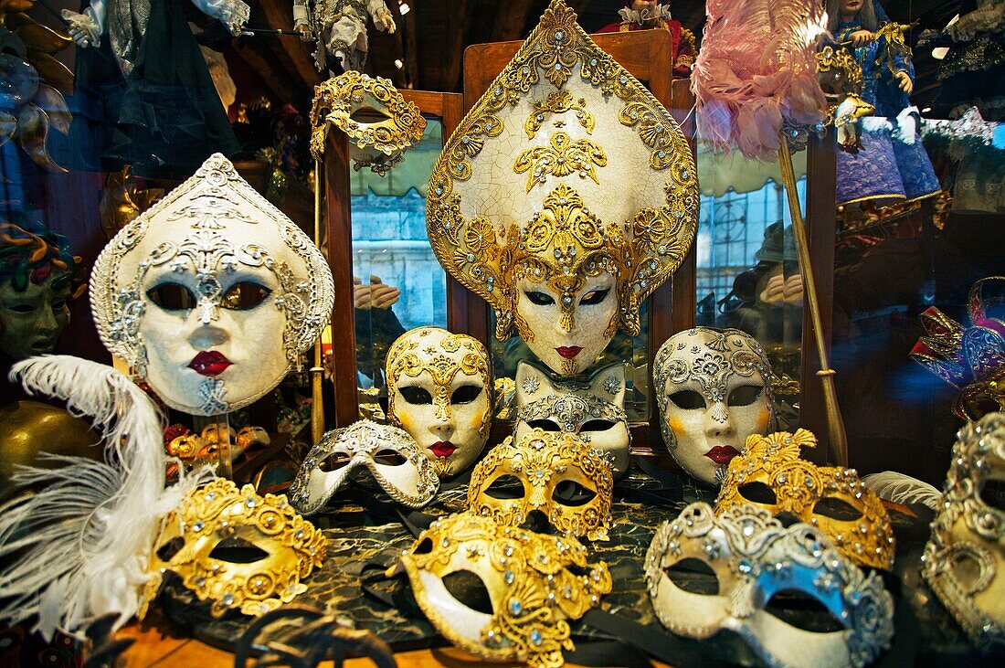 Masks shop. Venice. Veneto. Italy.