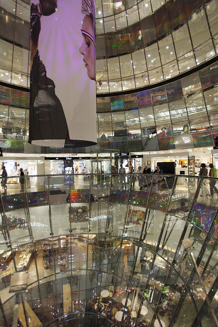 Germany, Berlin, Galeries Lafayette shopping complex
