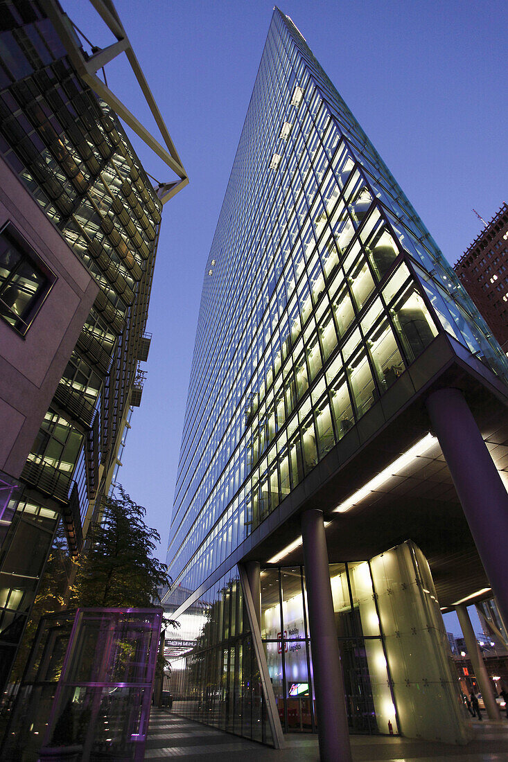 Germany, Berlin, Potsdamer Platz, DB Tower, highrise office building