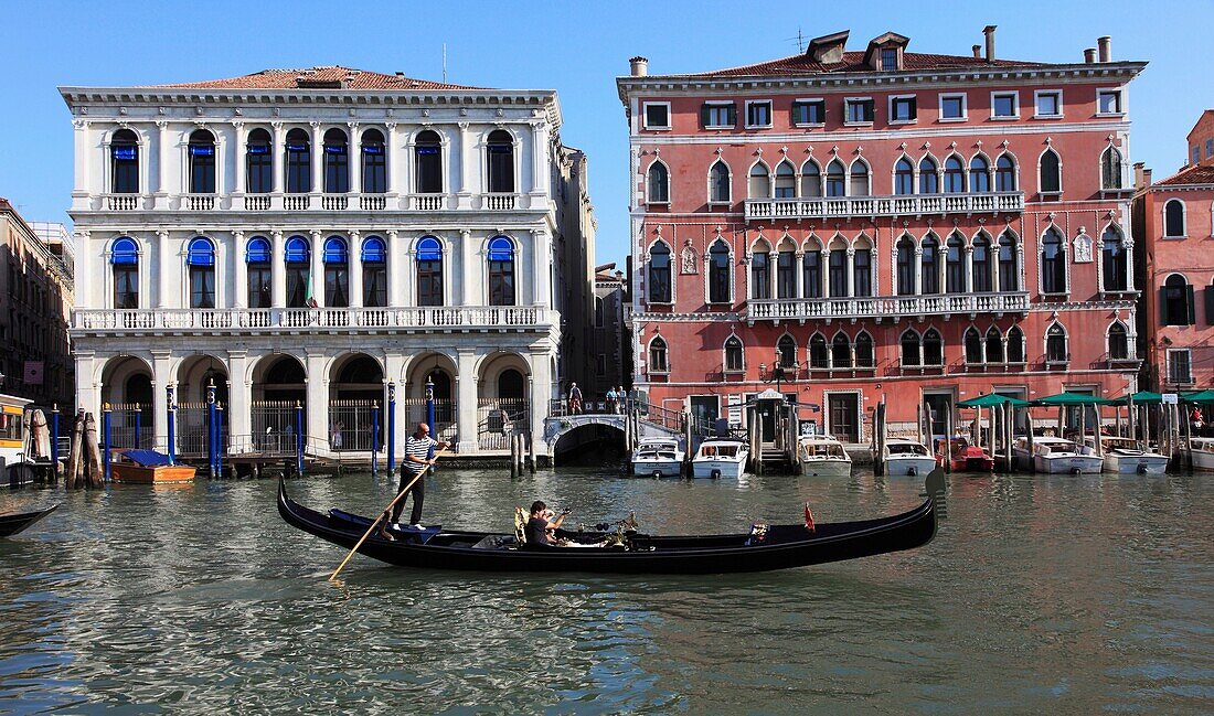 Italy, Venice, Grand Canal, gondola, palaces