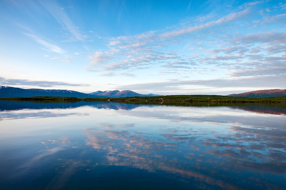 Torneträsk Lake, Abisko National Park, Lapland, northern Sweden, Sweden