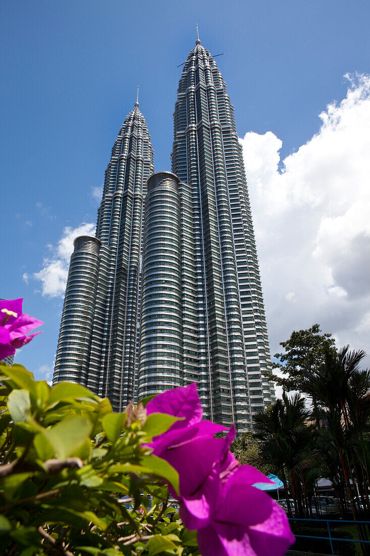 Petronas Twin Towers, Kuala Lumpur City Center, Kuala Lumpur, Malaysia, Asia