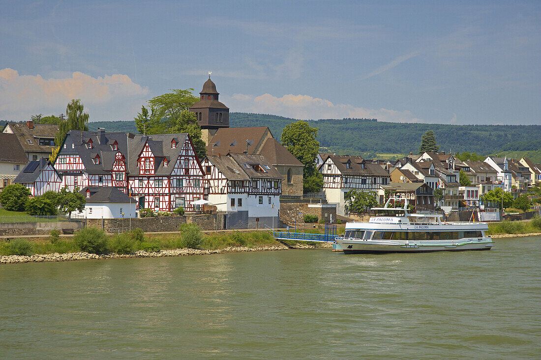 Spay, Rheinschifffahrt mit Köln-Düsseldorfer, Mittelrhein, Rheinland-Pfalz, Deutschland, Europa