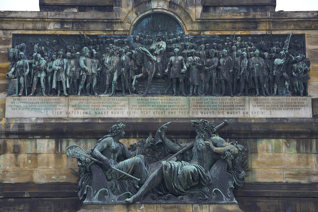 Niederwalddenkmal bei Rüdesheim, Mittelrhein, Hessen, Deutschland, Europa