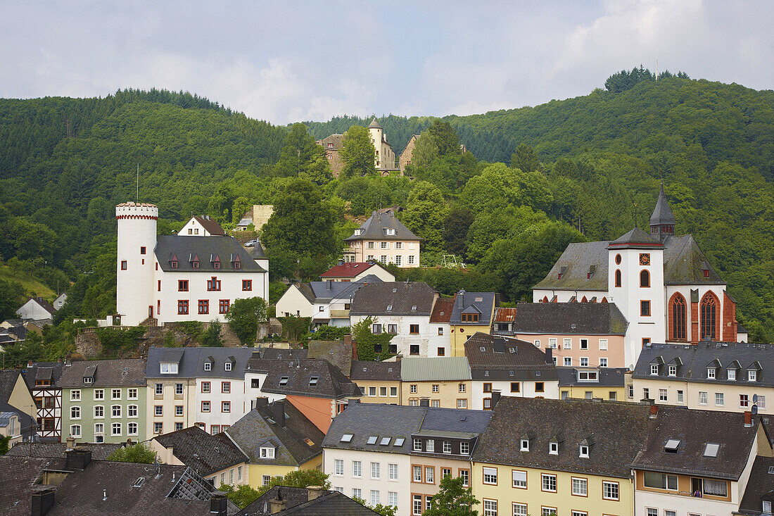 Neuerburg, Enztal, Eifel, Bitburg-Prüm, Rheinland-Pfalz, Deutschland, Europa