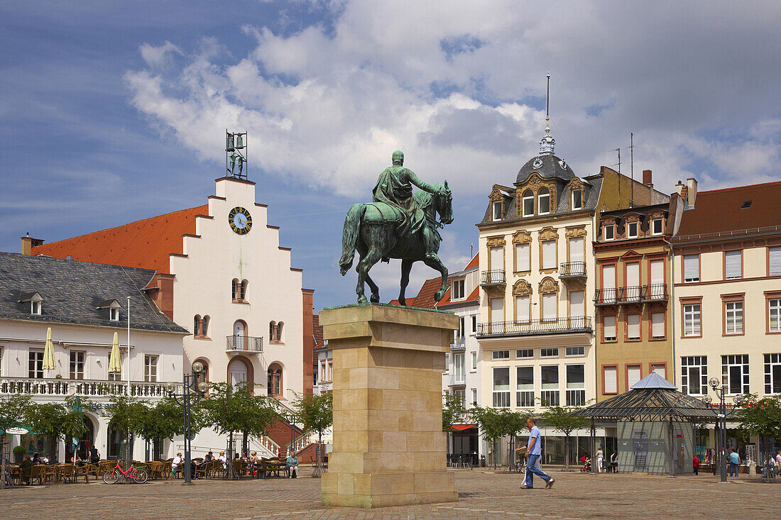 Landau, Rathausplatz, Innenstadt, Südliche Weinstraße, Deutsche Weinstraße, Pfalz, Rheinland-Pfalz, Deutschland, Europa