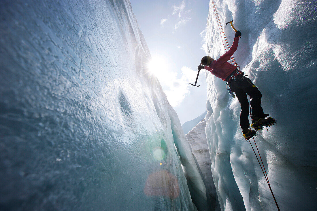 Man ice climbing, Pasterze Glacier, Grossglockner, Carinthia, Austria