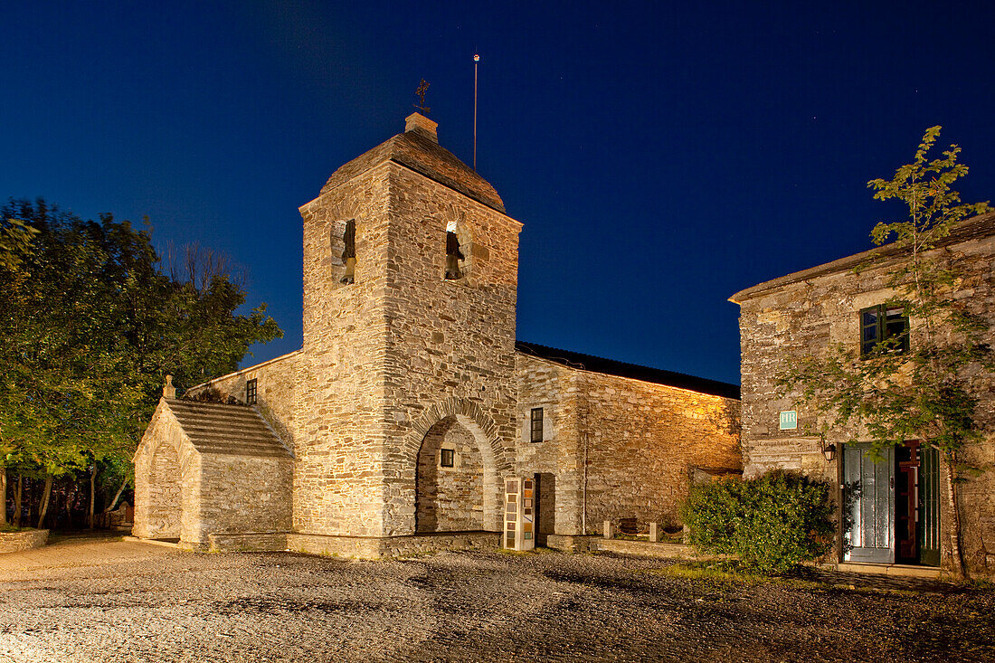 Santa Maria church, O Cebreiro, Camino Frances, Way of St. James, Camino de Santiago, pilgrims way, UNESCO World Heritage, European Cultural Route, province of Lugo, Galicia, Northern Spain, Spain, Europe