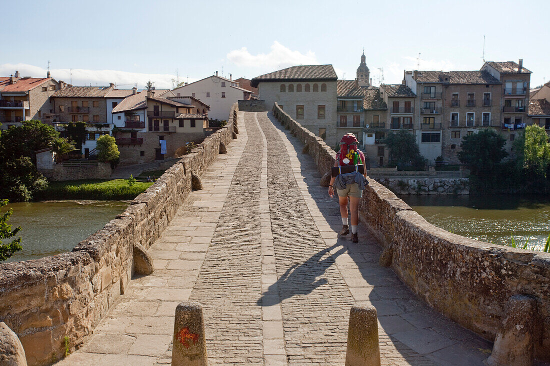 Stone bridge, Puente la Reina, from the 11th century, Rio Arga, river, Camino Frances, Way of St. James, Camino de Santiago, pilgrims way, UNESCO World Heritage, European Cultural Route, province of Navarra, Northern Spain, Spain, Europe