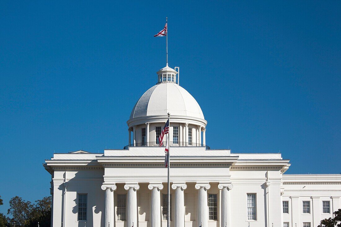 USA, Alabama, Montgomery, Alabama State Capitol, b 1851