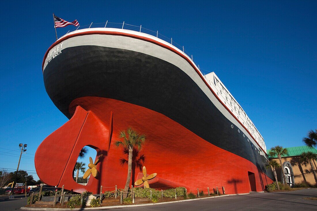 USA, Florida, Florida Panhandle, Panama City Beach, sinking ship motif of the Ripley's Believe it or Not Museum, late afternoon