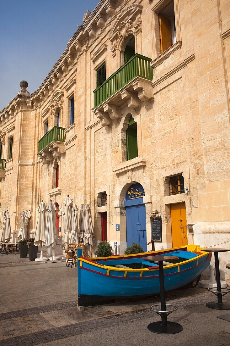 Malta, Valletta, Floriana, buildings at Pinto Wharf