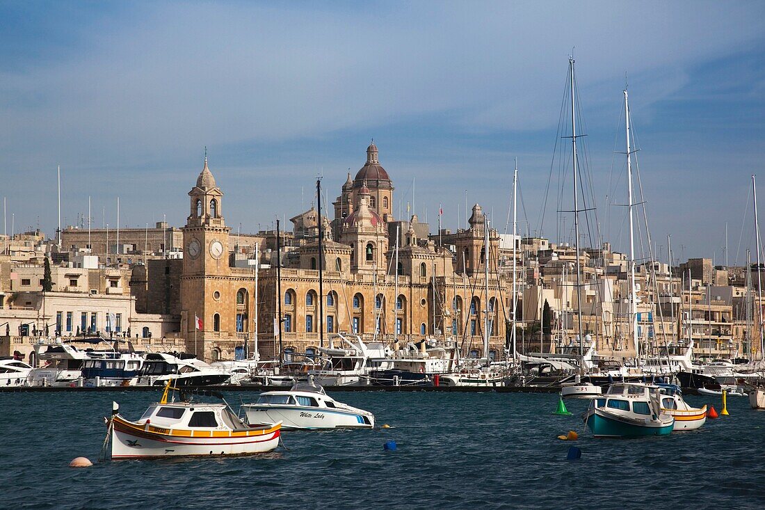 Malta, Valletta, Vittoriosa, Birgu, marina and waterfront