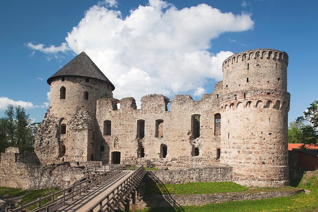 Latvia, Northeastern Latvia, Vidzeme Region, Gauja National Park, Cesis, Cesis Castle