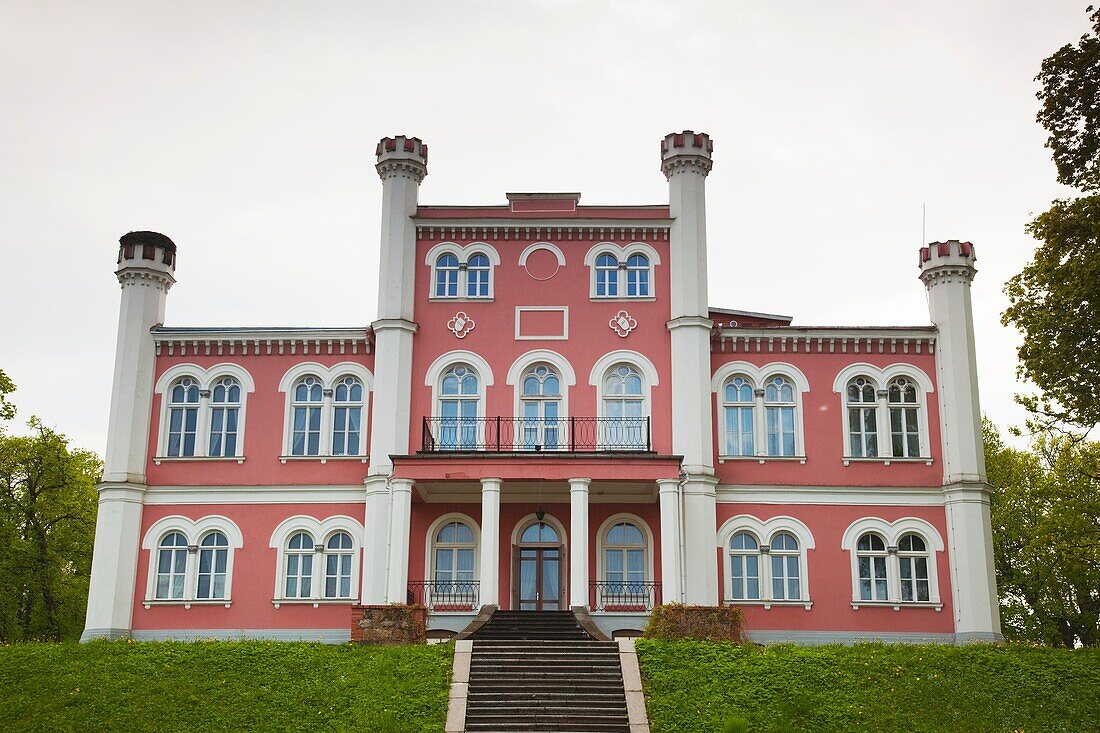 Latvia, Northeastern Latvia, Vidzeme Region, Gauja National Park, Birini, Birini Castle