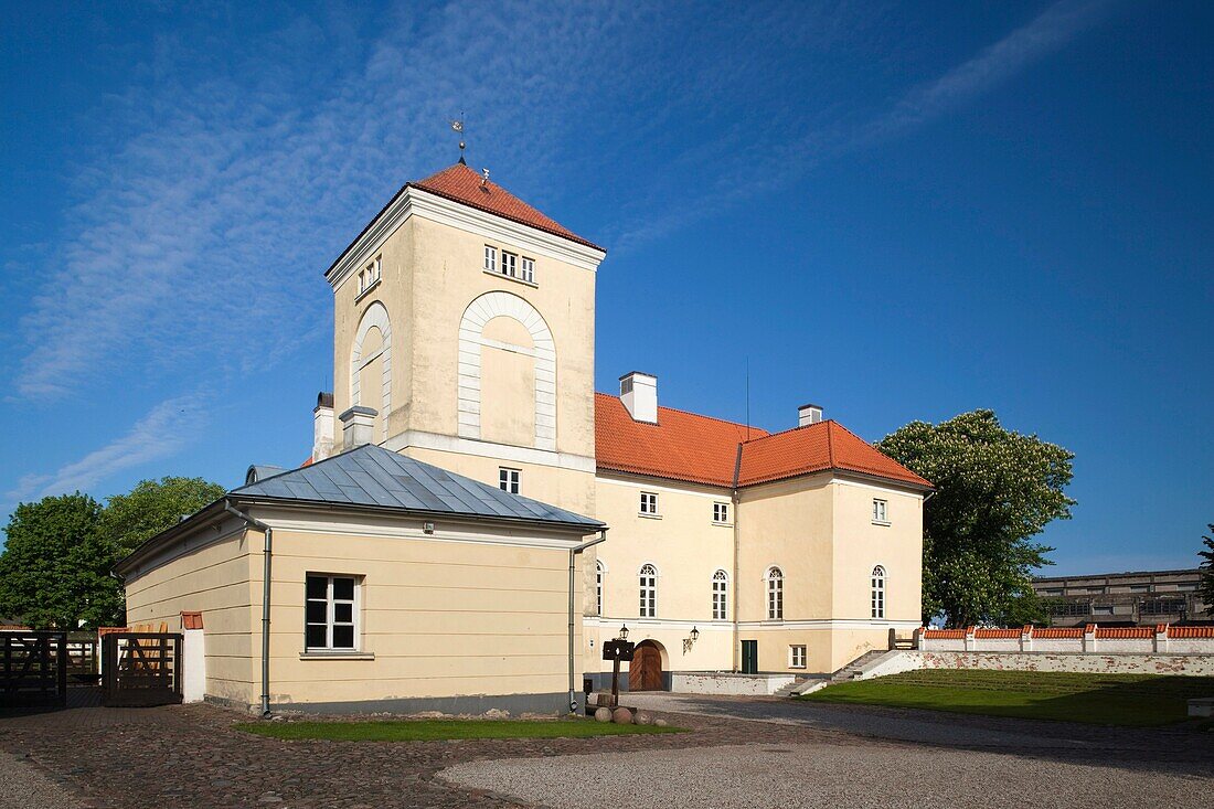Latvia, Western Latvia, Kurzeme Region, Ventspils, Castle of the Livonian Order, morning