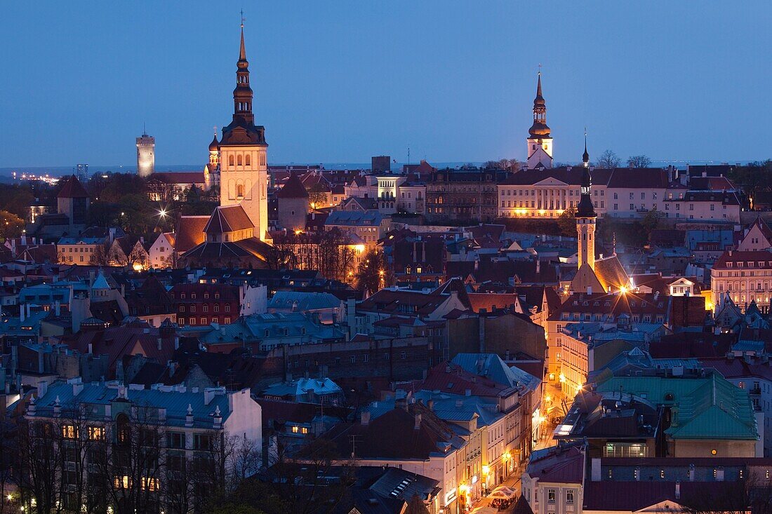 Estonia, Tallinn, Old Town, elevated view over Viru Street, dusk