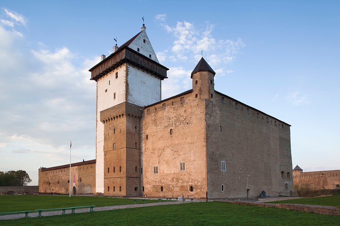 Estonia, Northeastern Estonia, Narva, Narva Castle, 13th century, sunset