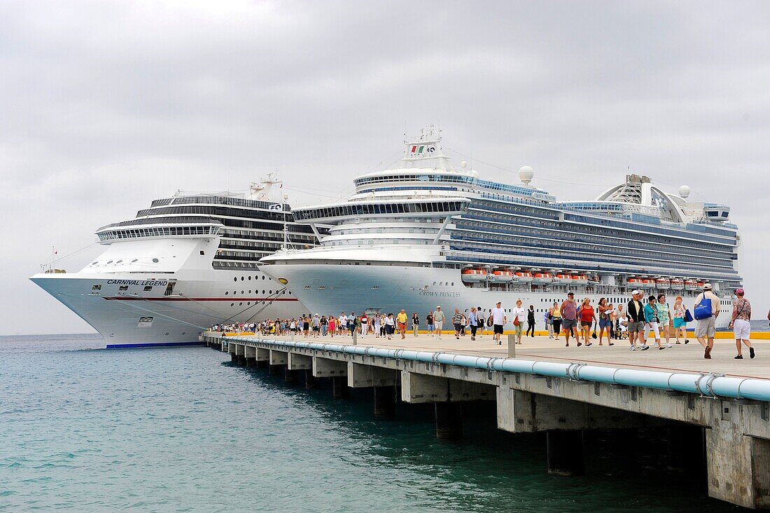 Passengers disembarking Caribbean Cruise Ship in Puerta Maya and Cozumel Mexico