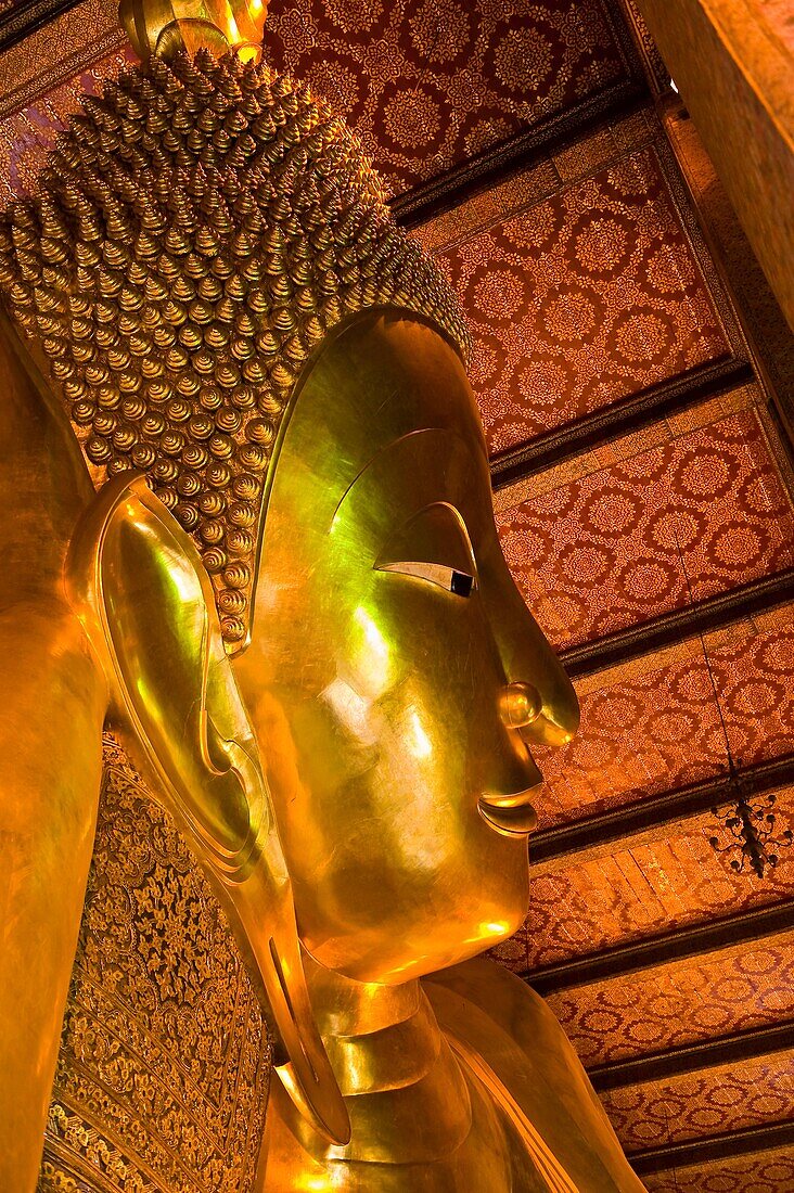 Wat Pho Wat Po, Temple of the Reclining Buddha, Bangkok, Thailand