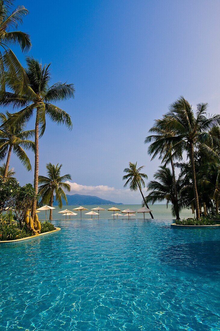 Infinity pool, Melati Beach Resort and Spa, Koh Samui island, Gulf of Thailand, Thailand