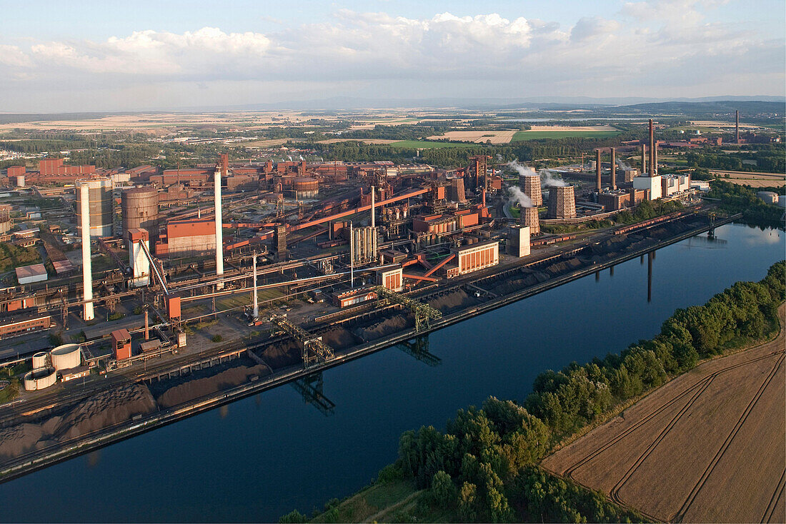 Luftaufnahme von einem Stahlwerk, Salzgitter, Niedersachsen, Deutschland