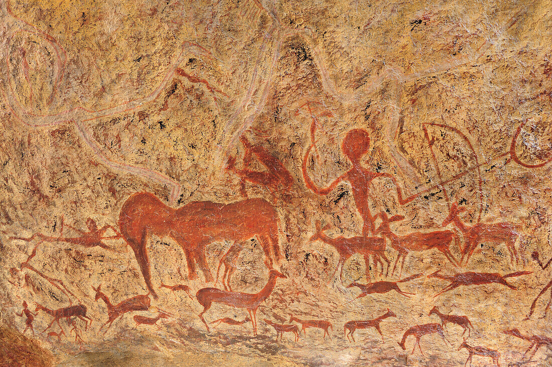 Rekonstruktion von prähistorischen Felszeichnungen mit Jäger, Gazellen und Elefant, bei Bull´s Party, Ameib, Erongogebirge, Namibia