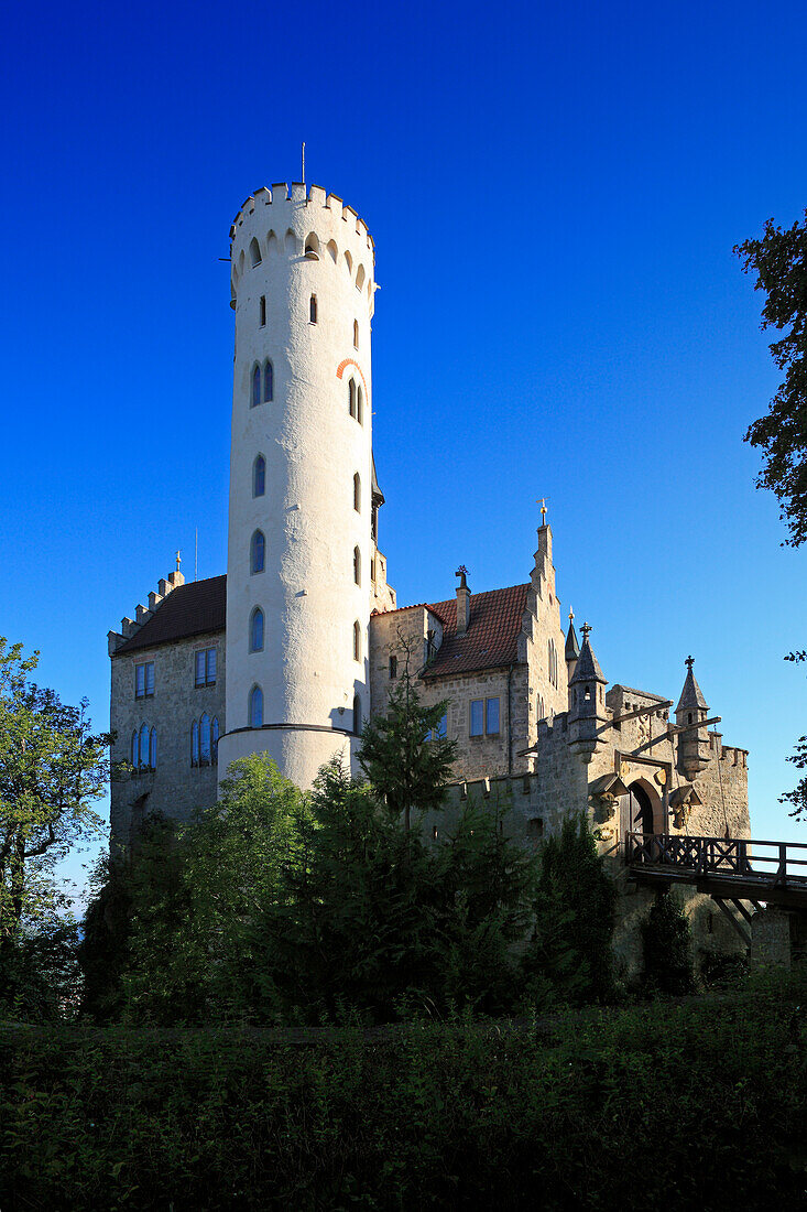 Schloss Lichtenstein, Schwäbische Alb, Baden-Württemberg, Deutschland