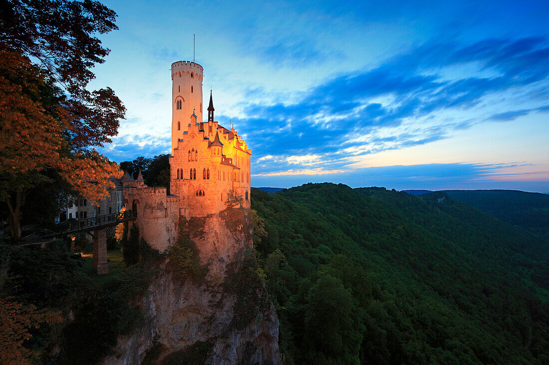 Lichtenstein Castle, Honau, Swabian Alb, Baden-Wuerttemberg, Germany