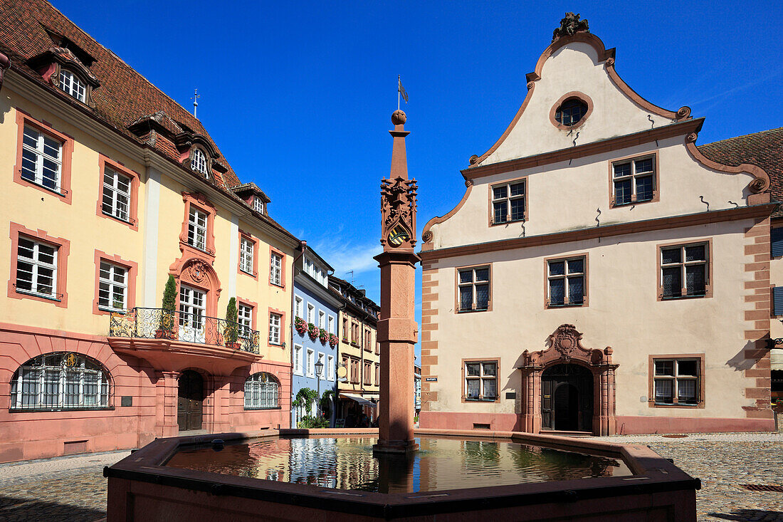 Town hall fountain in market place, Endingen am Kaiserstuhl, Black Forest, Baden-Wuerttemberg, Germany