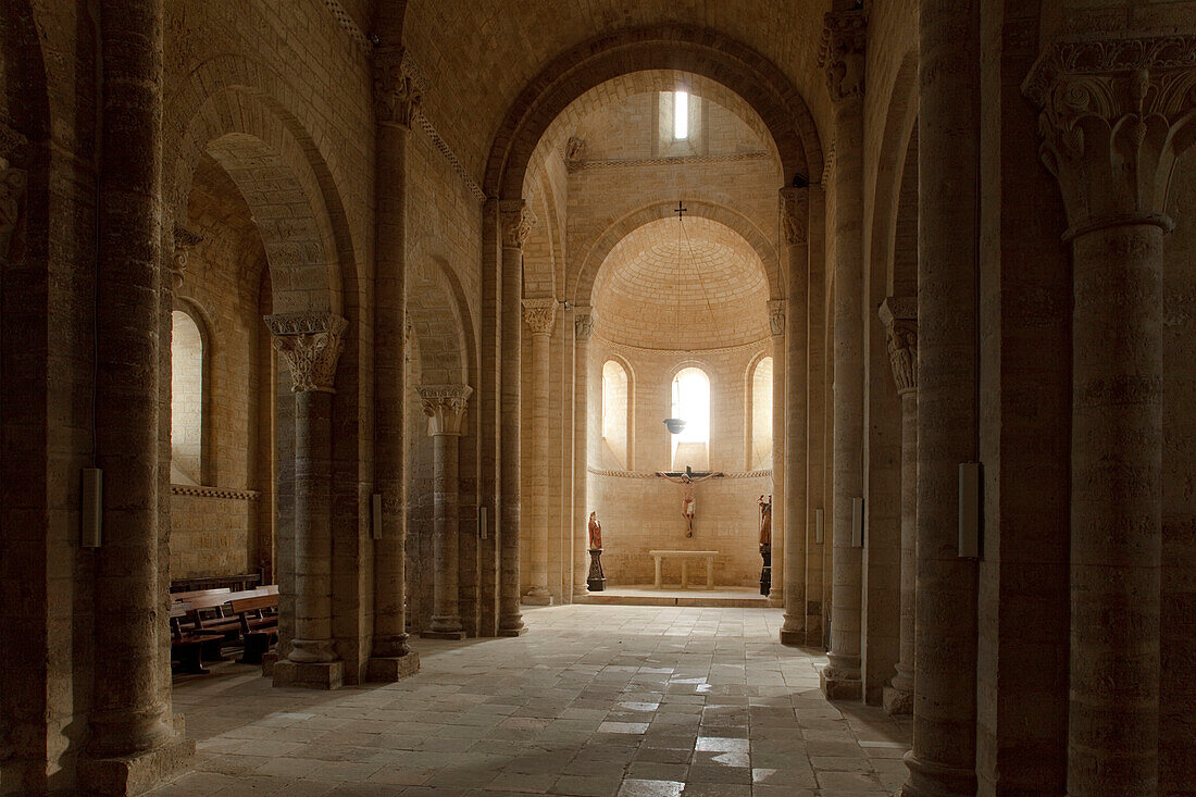 Interior view of the church Iglesia San Martin, Fromista, Province of Palencia, Old Castile, Catile-Leon, Castilla y Leon, Northern Spain, Spain, Europe