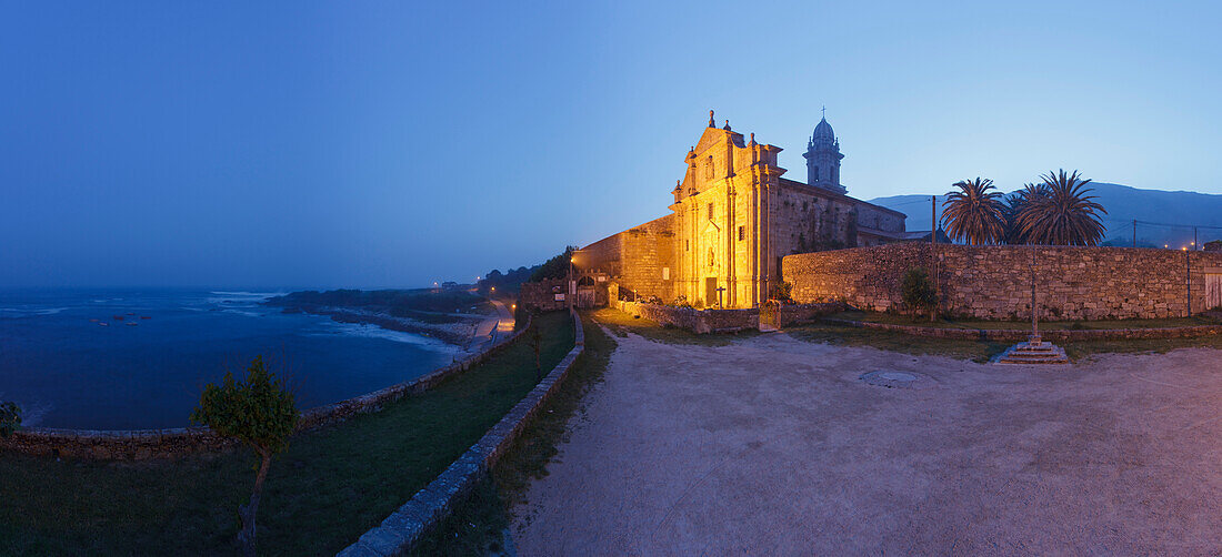 Cistercian monastery Monasterio Santa Maria in the evening, Province of Pontevedra, Galicia, Northern Spain, Spain, Europe