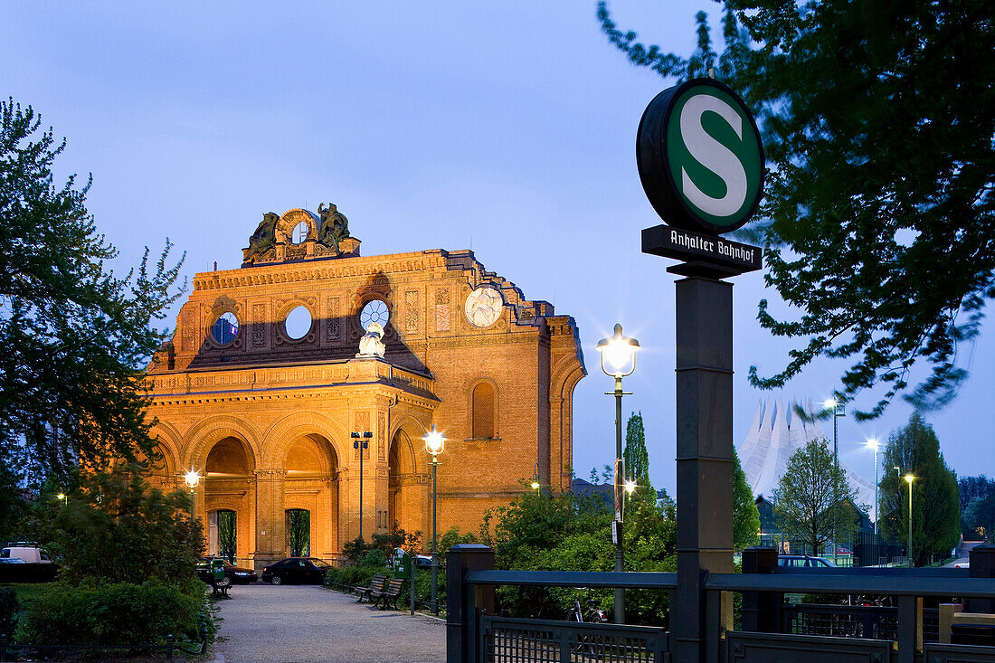 Anhalter Station at Askanischer Platz, at Stresemannstraße, Berlin-Kreuzberg, Berlin, Germany, Europe