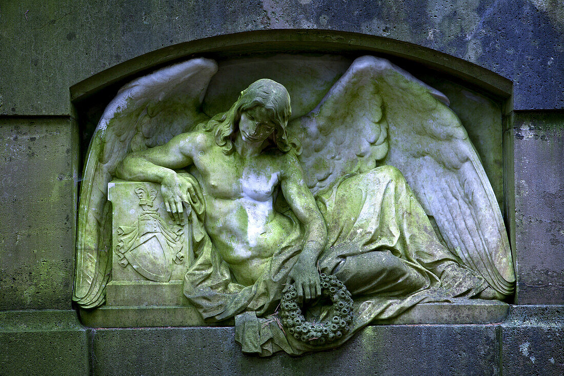 Gravestone at Ohlsdorf cemetery, Hanseatic city of Hamburg, Germany, Europe