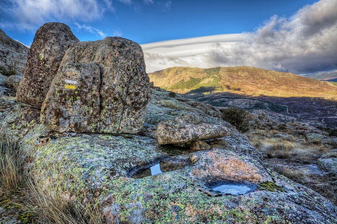 Formaciónes rocosas en la Sierra de la Cabrera Comunidad de Madrid España