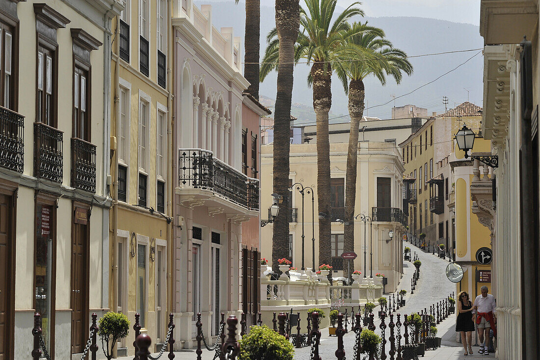 Calle Carrera im Zentrum von La Orotava, Teneriffa, Kanaren, Spanien