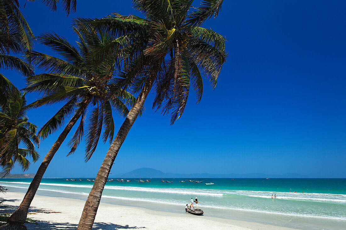Doc Let Beach, Nha Trang, Khanh Ha, Vietnam